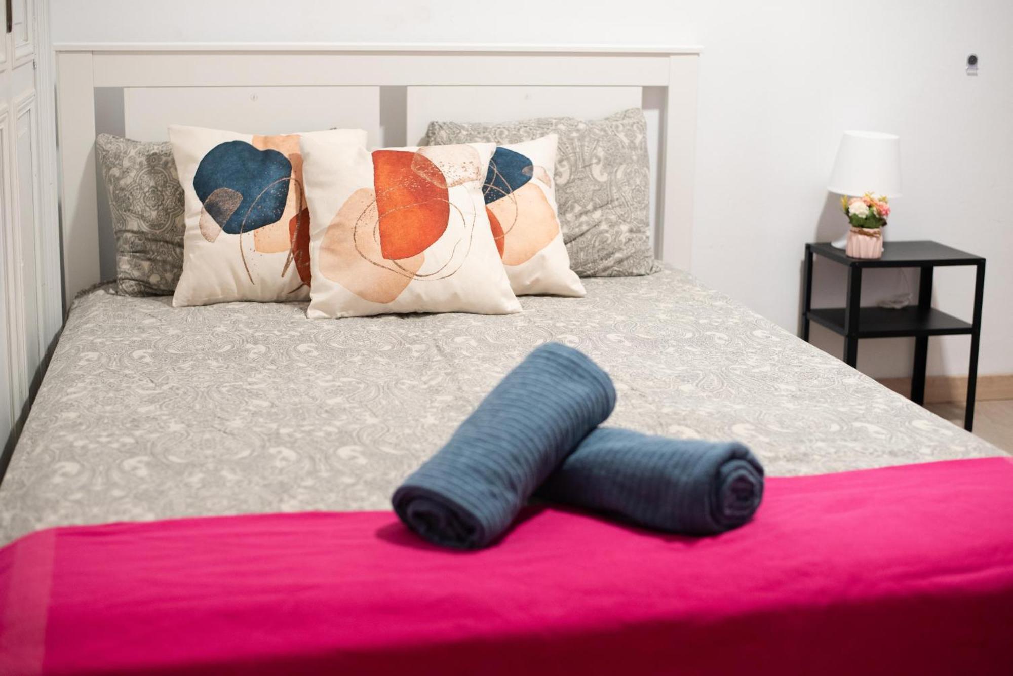 Eixample Private Rooms Barcelona Zewnętrze zdjęcie